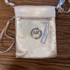 NEW Rose Gold Michael Kors Small Crossbody Purse